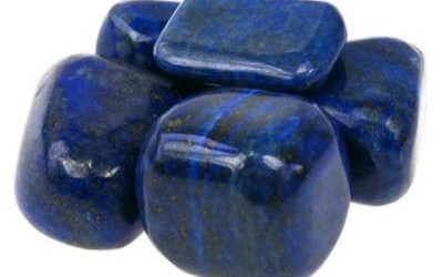 Photo de pierres roulées en lapis lazuli