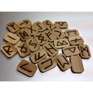 histoire introduction runes