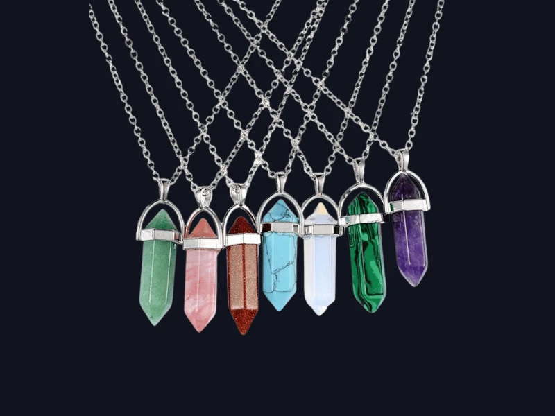 Pendentifs pointes Pendentifs pointes en pierre